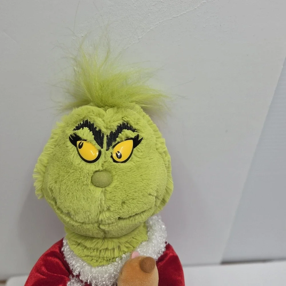 VTG 2004 Universal‎ Studios Dr Seuss Grinchmas Santa Plush Holding Max 18